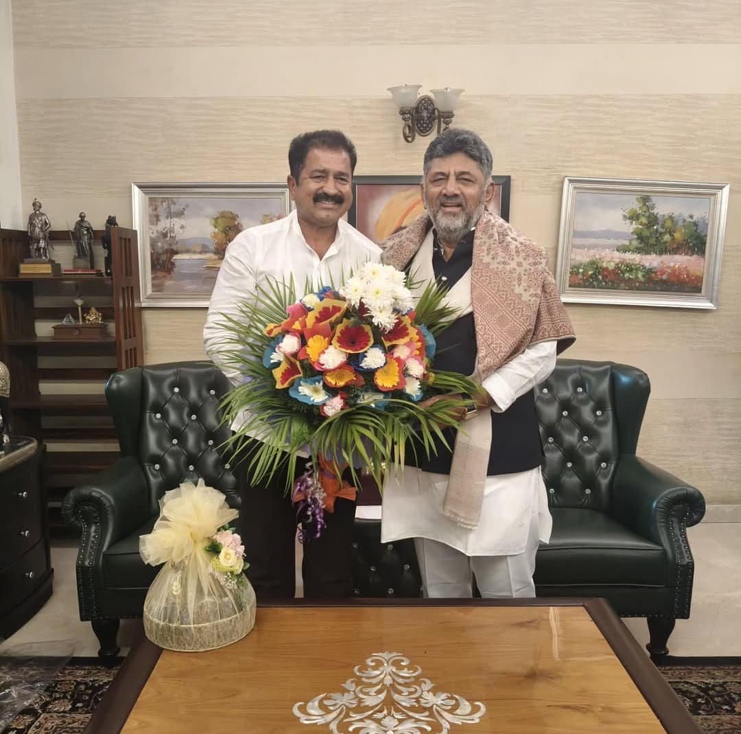 D.T. Srinivas with Hon'ble D.K. Shivakumar